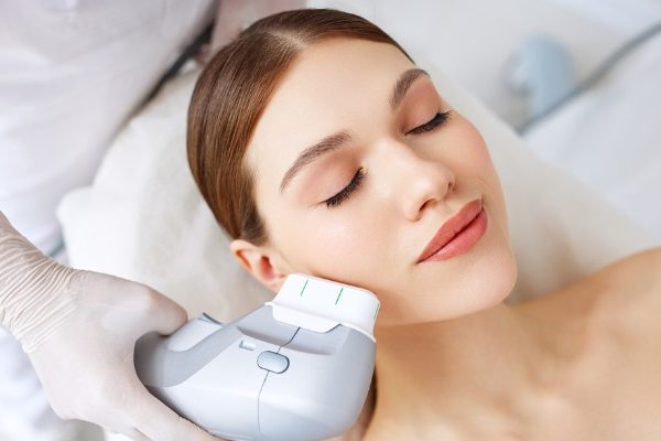 woman-getting-facial-lifting-therapy-in-beauty-salon-picture-id1320167303